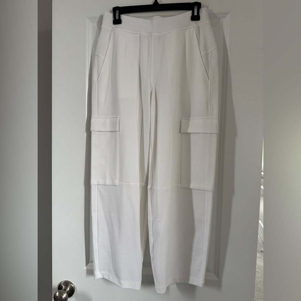 Eileen Fisher White Wide-Leg Cargo Trousers
